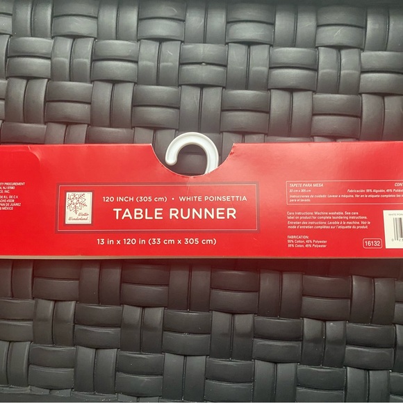 Christmas Elegant Winter White Poinsettia Dinner Table Runner 13x120 inches NEW - Picture 6 of 11